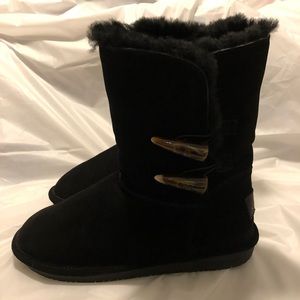 BEARPAW Quinn Black Boots